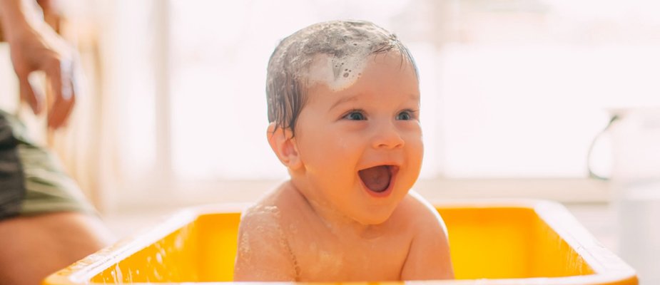 Como dar Banho no Bebê: Dicas e Cuidados Como dar Banho no Bebê: Dicas e Cuidados