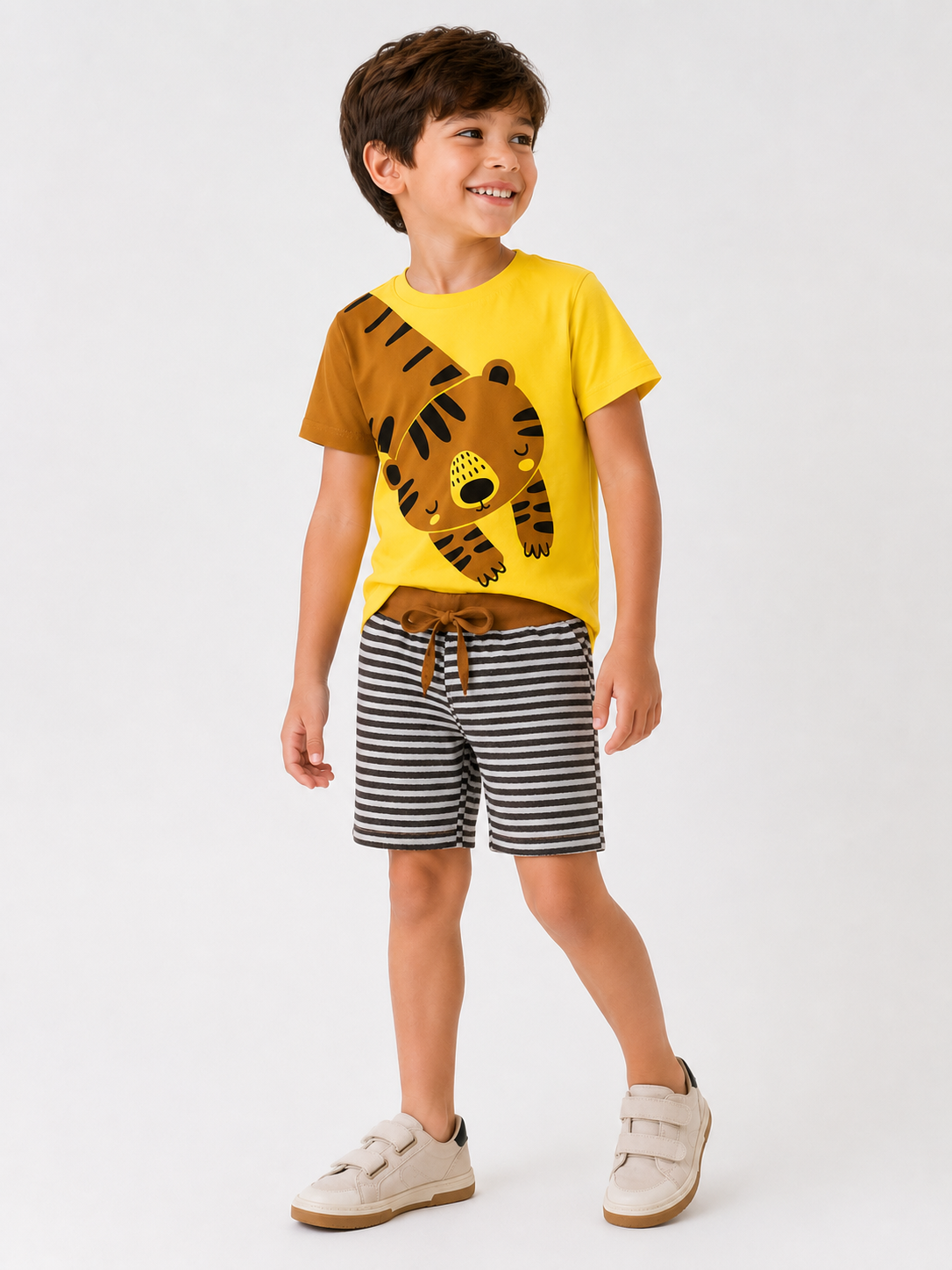 Conjunto Infantil Masculino Tigre Amarelo – Estampa Divertida e Conforto