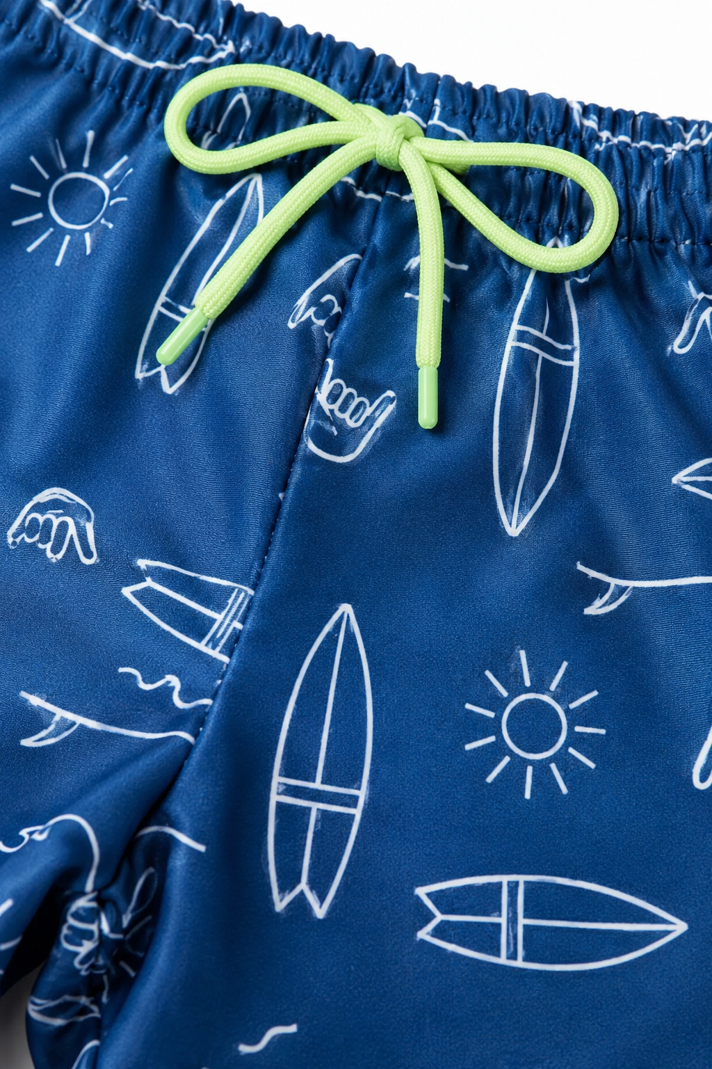 Conjunto Infantil Surf Kangulu &ndash; Camiseta Verde e Bermuda Azul Estampada